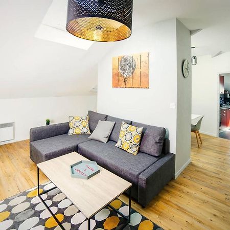 דירות T3 Duplex Hypercentre Cholet Logement Entier 3 Lits מראה חיצוני תמונה